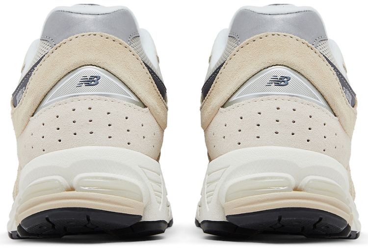 New Balance 2002R Sandstone Magnet