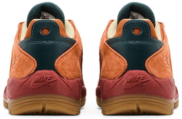 Nike Vertebrae SB Dark Russet