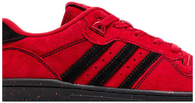 Marvel x adidas Rivalry 86 Low Deadpool