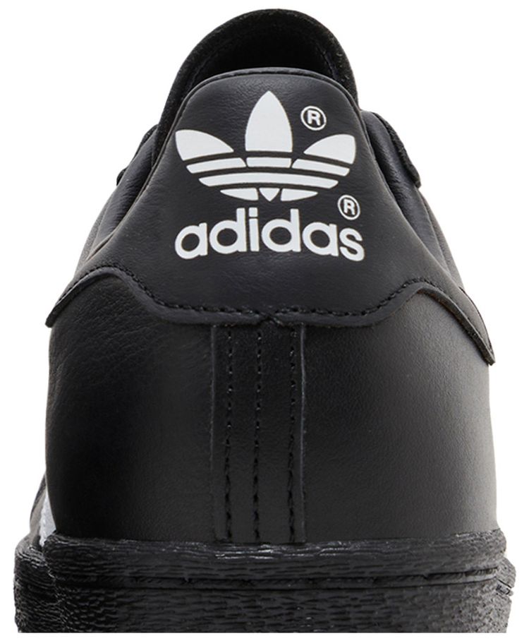 Superstar 82 Black White