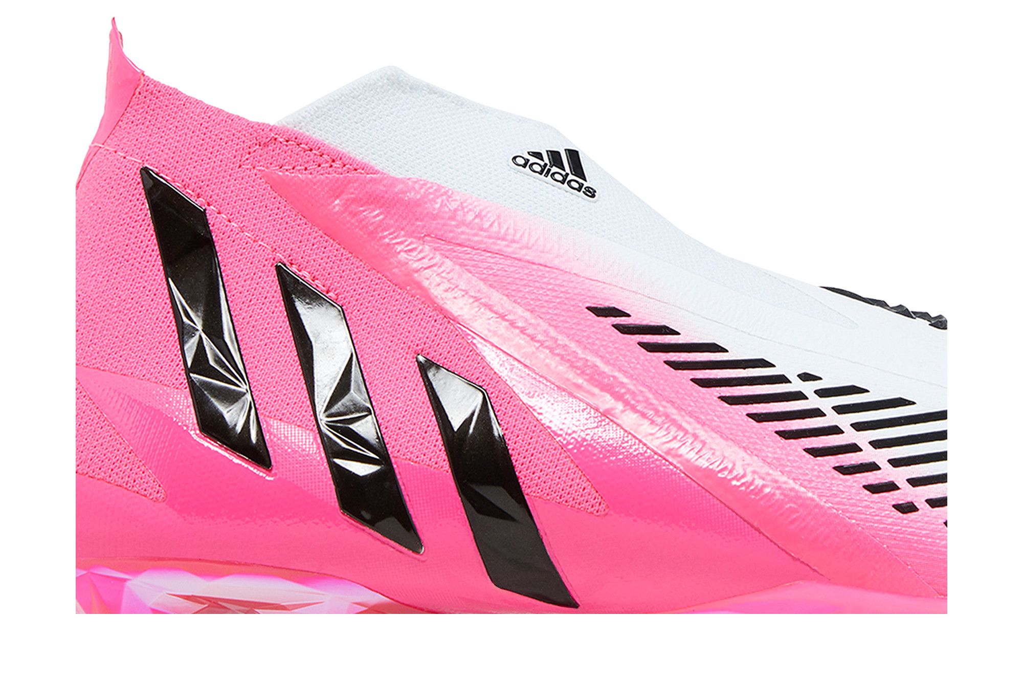 Adidas predator pink 218 hotsell