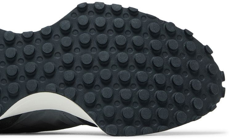 New Balance Wmns 327 Blacktop