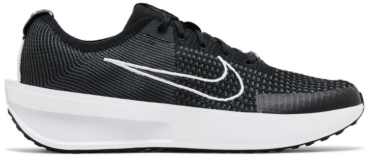 Nike Interact Run Black White