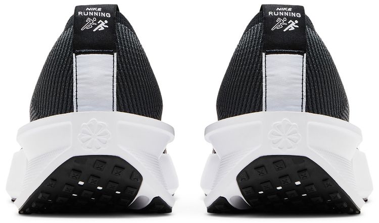 Nike Interact Run Black White