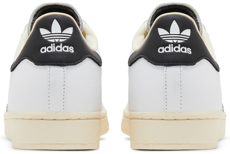Superstar Debossed Stripes   Wonder White Black
