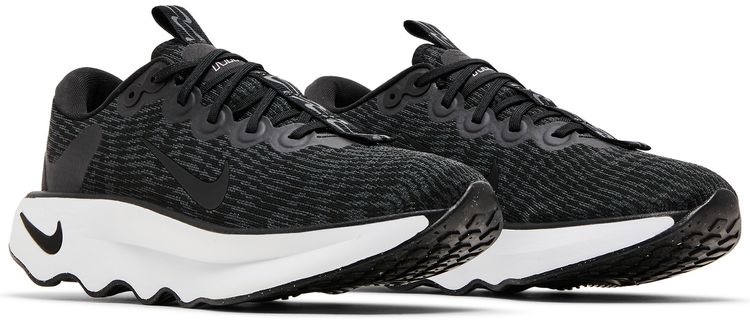 Nike Wmns Motiva Black White