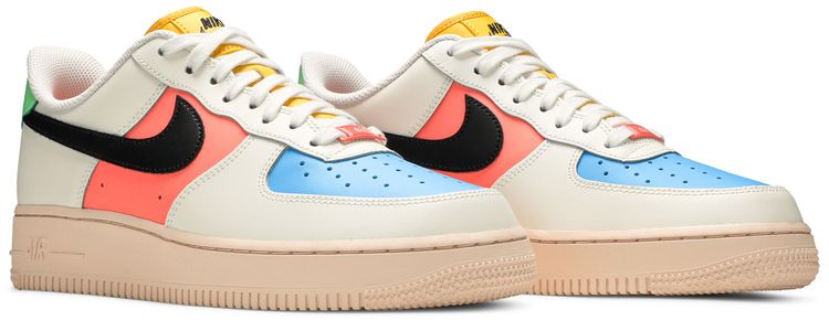 Nike Wmns Air Force 1 07 Sail Multi