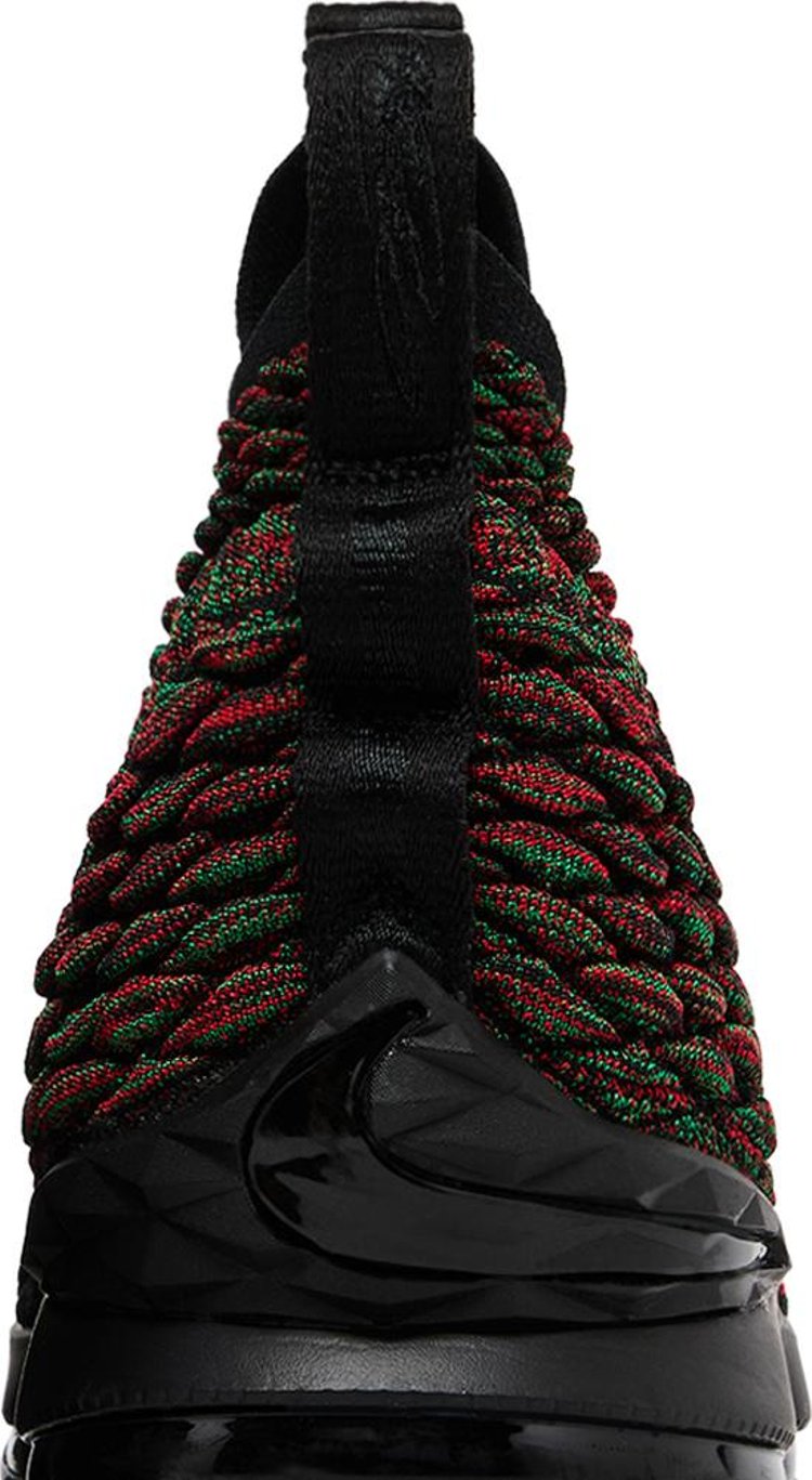 LeBron 15 BHM