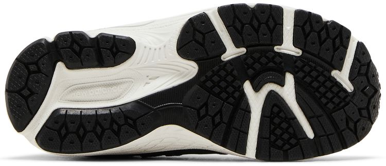 New Balance 2002R Toddler Magnet Lead