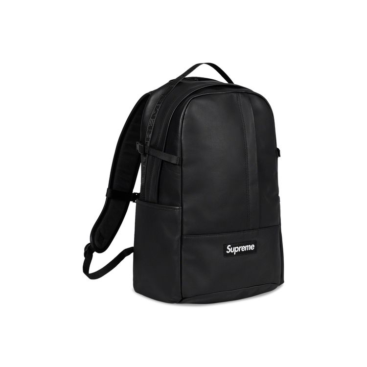 granola girl adventure north face backpack Granola Girl Hiking Outfits That Are Just as Cute as They Are Trail-Ready