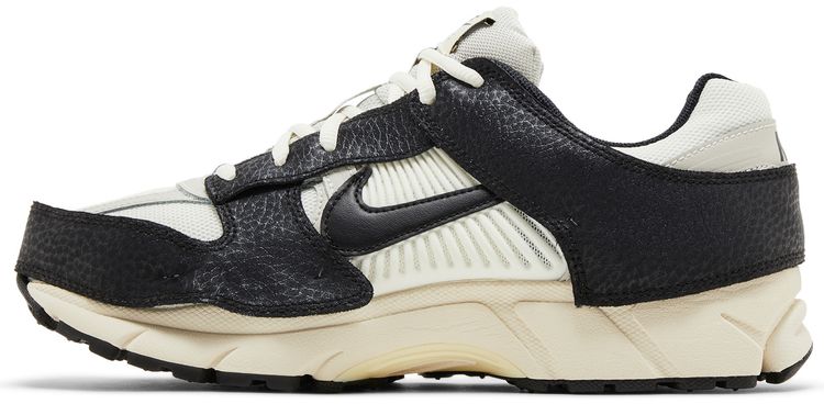 Nike Wmns Air Zoom Vomero 5 Timeless