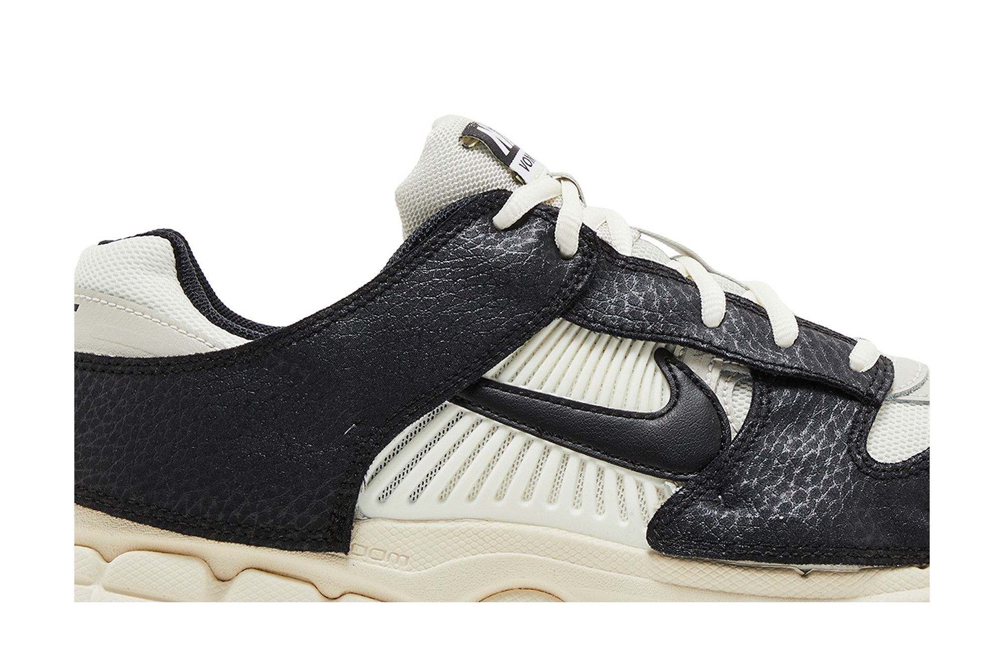 Buy Nike Wmns Air Zoom Vomero 5 'Timeless' - FJ5474 133 | GOAT