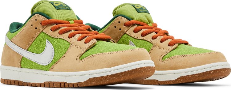 Dunk Low Pro SB Escargot