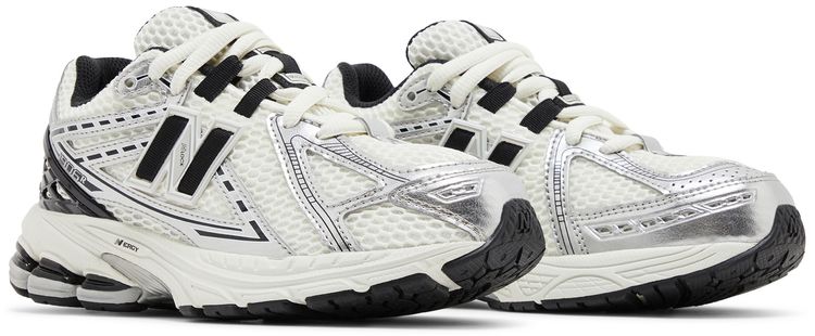 New Balance 1906R Big Kid Silver Metallic Black