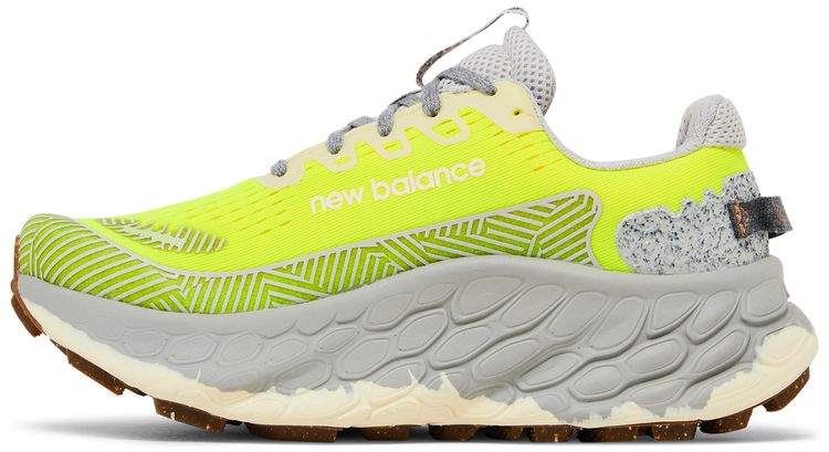 New Balance Wmns Fresh Foam X More Trail v3 Wide Yellow Concrete