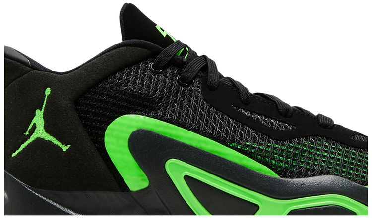 Air Jordan Tatum 1 GS Black Green Strike