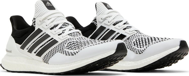 UltraBoost 10 Oreo