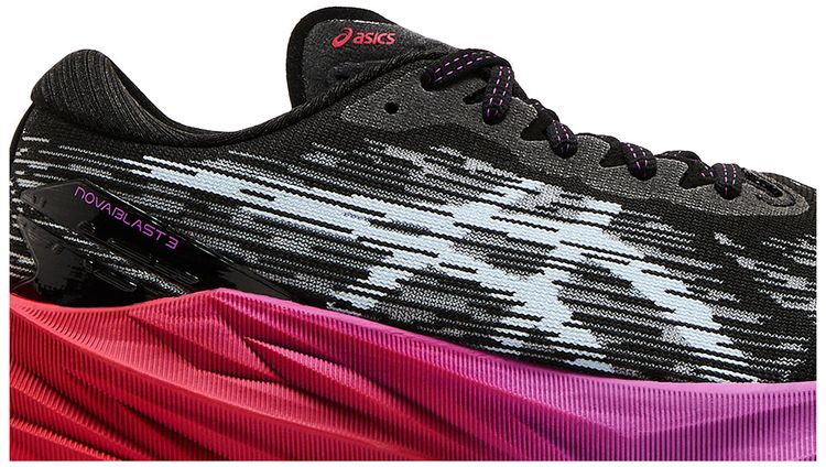 Asics Wmns Novablast 3 Black Soft Sky