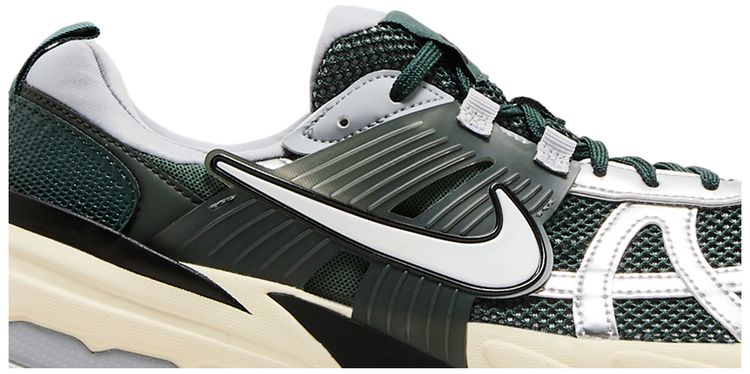 Nike V2K Run Vintage Green