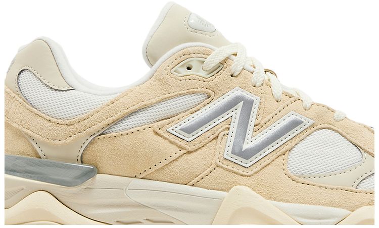 New Balance 9060 Calcium Sea Salt