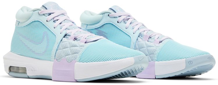 Nike LeBron Witness 8 Easter