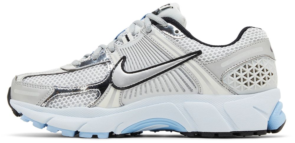 wmns air zoom vomero 13