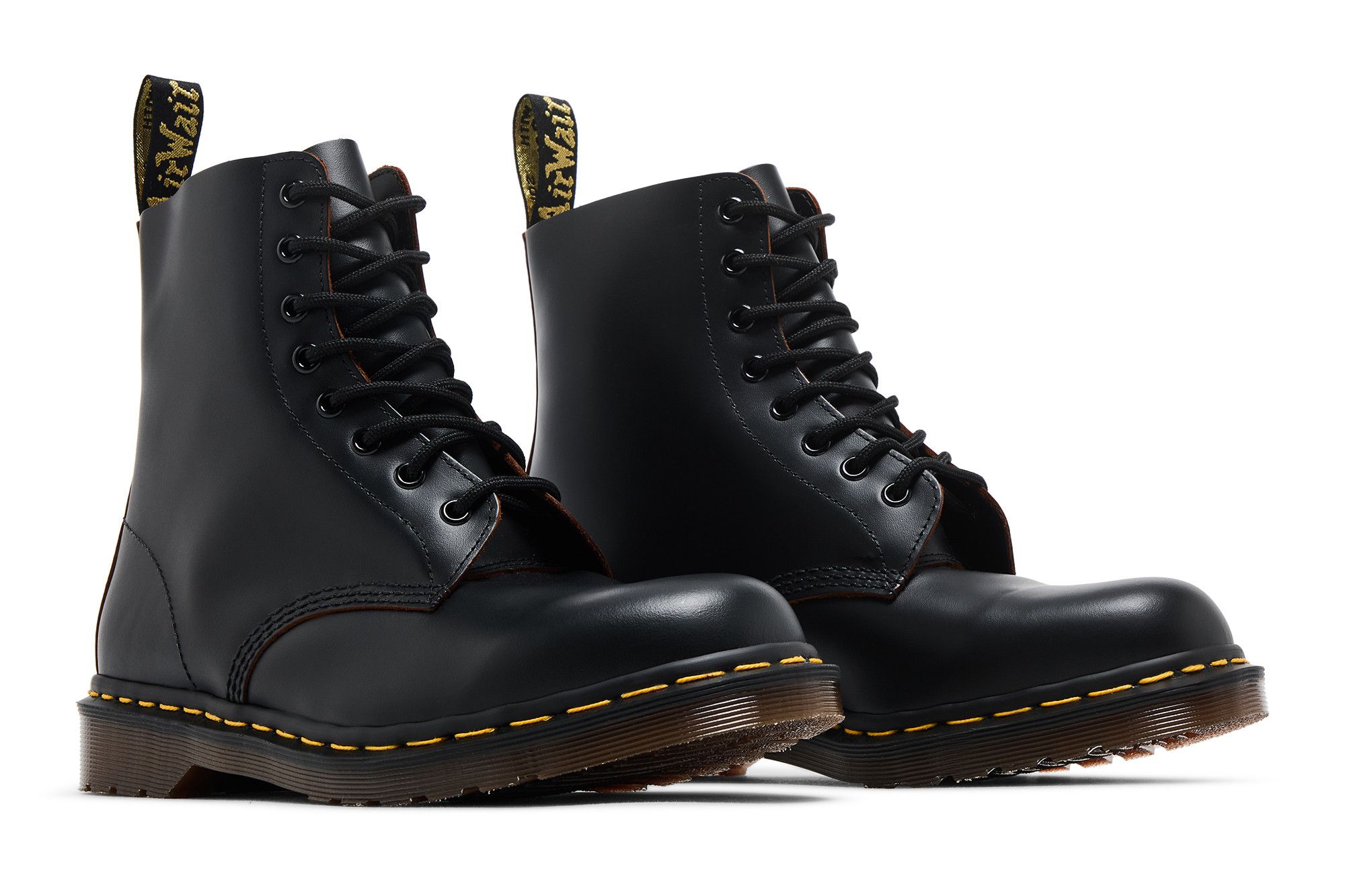 Dr martens 1460 vintage black quilon deals