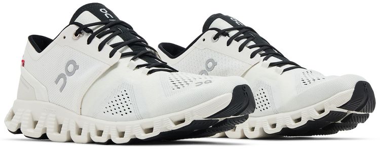 ON Cloud X White Black