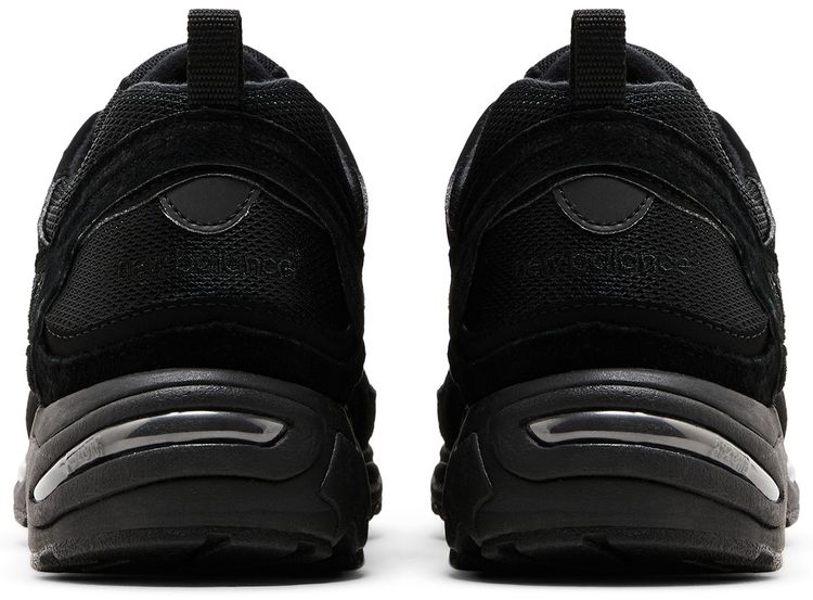 New Balance 878 Triple Black