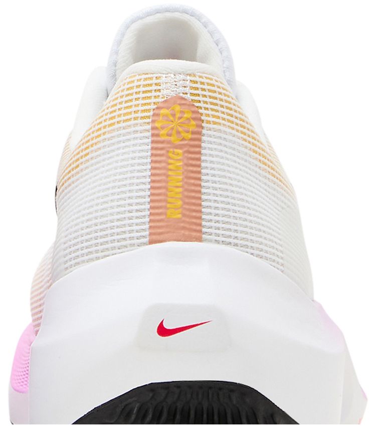 Nike Wmns Zoom Fly 5 White Rush Fuchsia