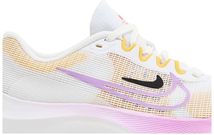 Nike Wmns Zoom Fly 5 White Rush Fuchsia