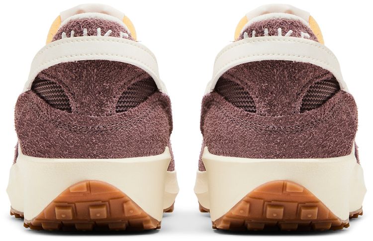 Nike Wmns Waffle Debut Vintage Plum Eclipse Sail