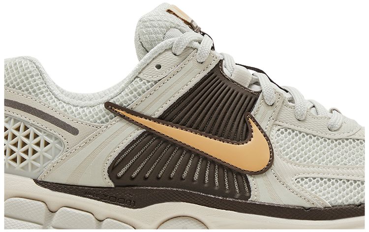 Nike Wmns Zoom Vomero 5 Light Bone Sesame