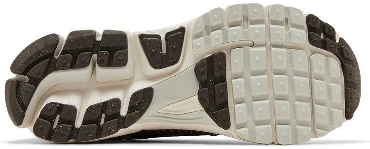 Nike Wmns Zoom Vomero 5 Light Bone Sesame