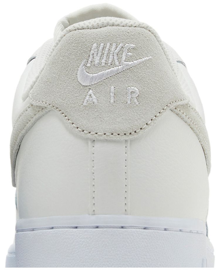 Nike Air Force 1 07 LV8 Summit White Phantom