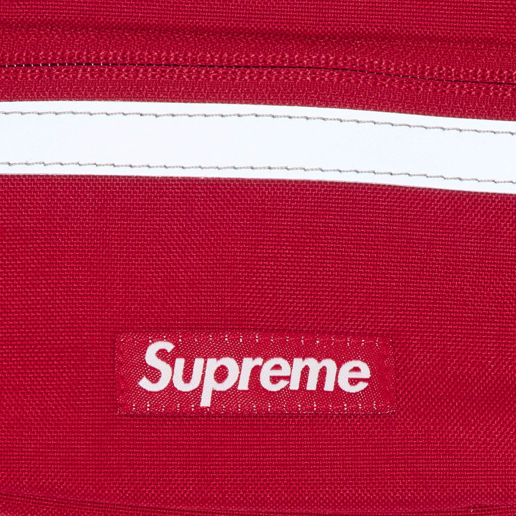 Buy Supreme Mini Side Bag 'Red' - FW24B9 RED | GOAT