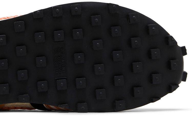 Nike Wmns Daybreak Type Crimson Tint