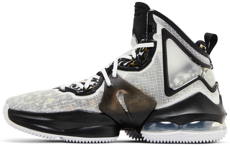 Nike LeBron 19 SE GS White Metallic Gold