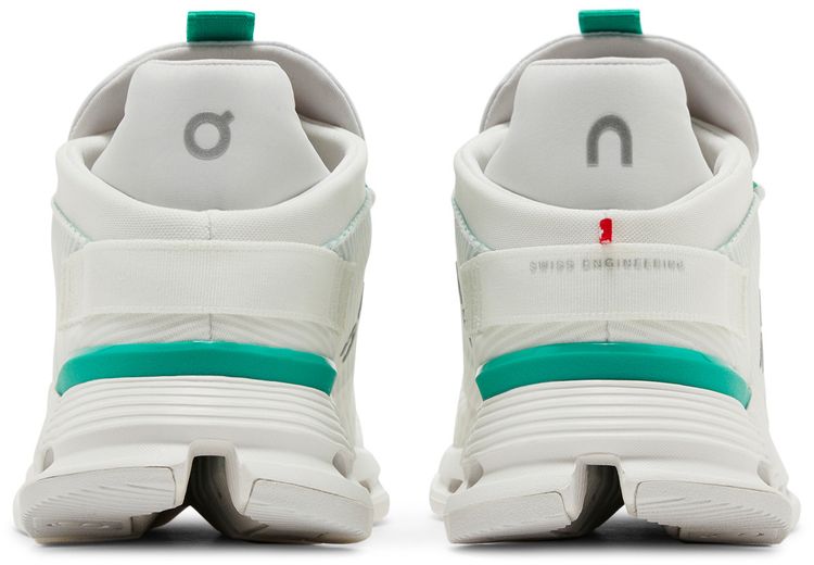 ON Cloudnova Void Undyed White Mint