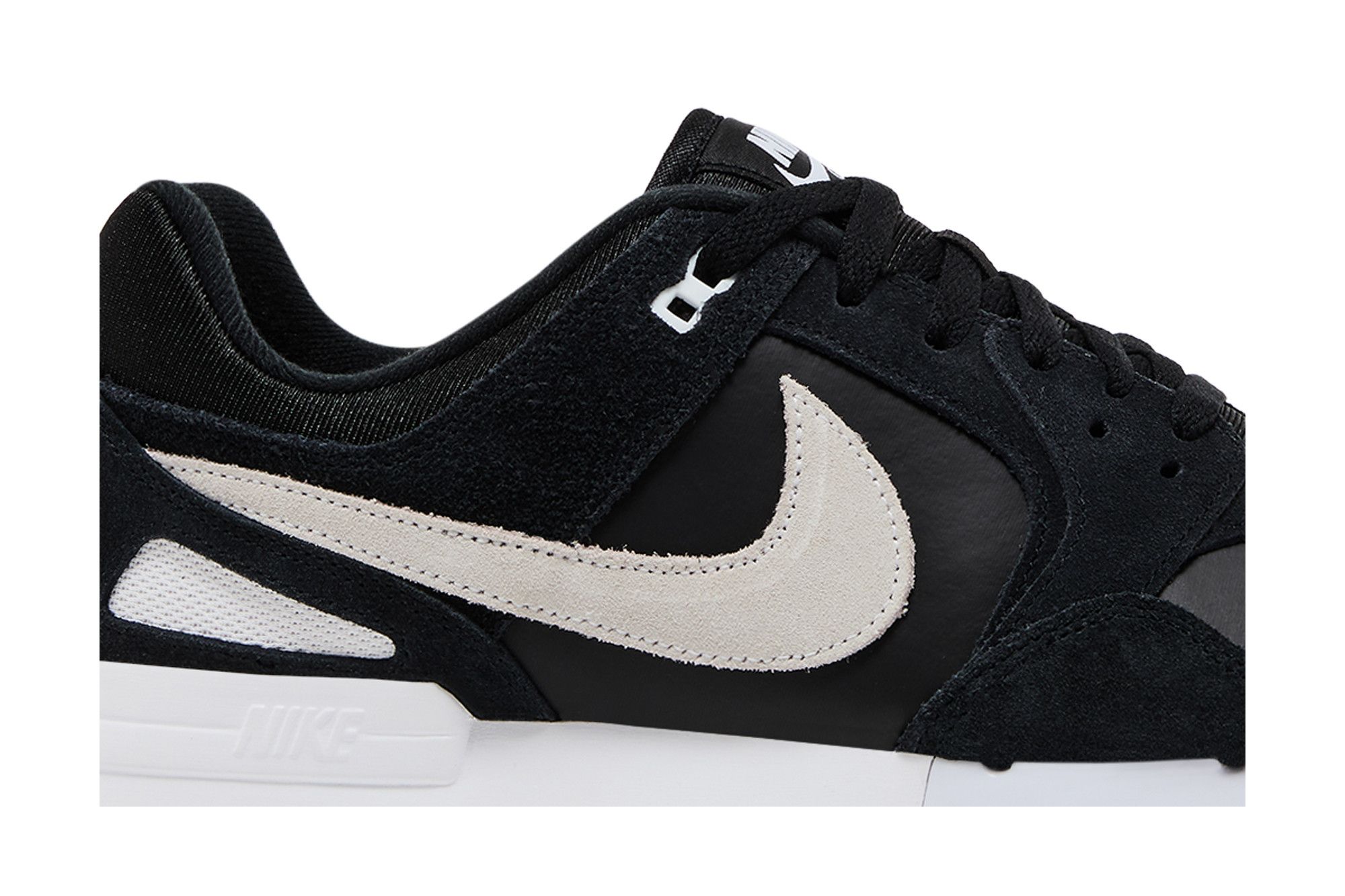 Pegasus 89 black and white clearance