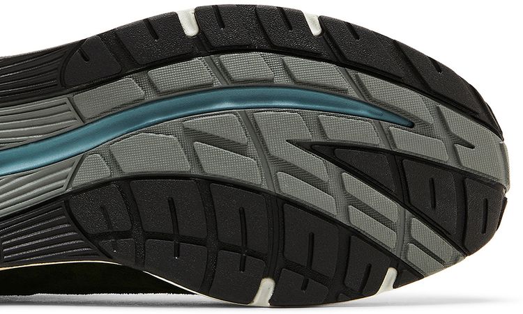 New Balance 991v2 Made in England Kombu