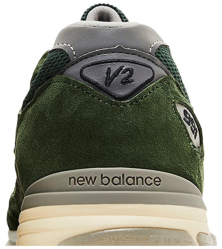 New Balance 991v2 Made in England Kombu