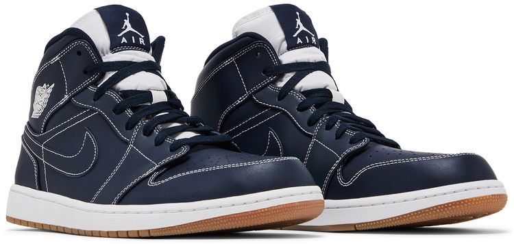 Air Jordan 1 Retro Mid Re2pect