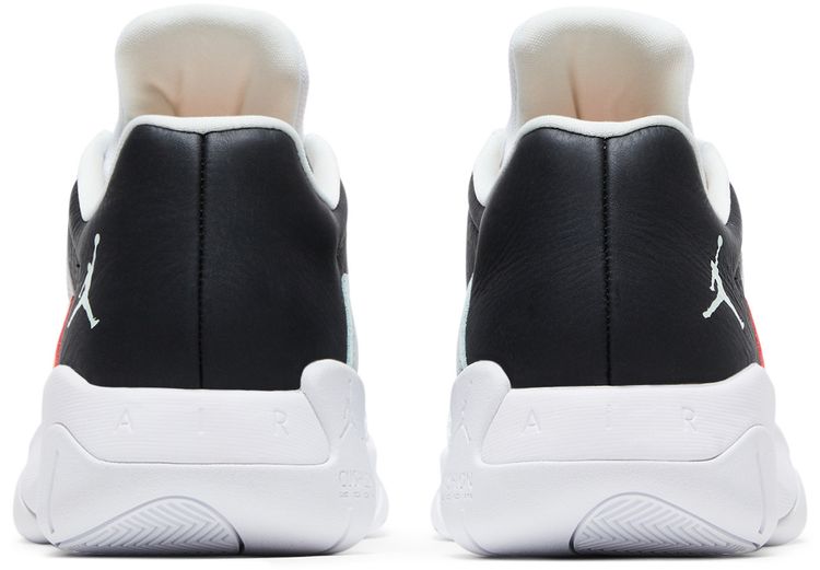 Air Jordan 11 CMFT Low Barely Green