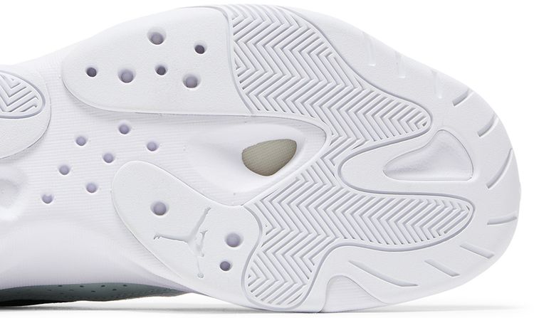 Air Jordan 11 CMFT Low Barely Green