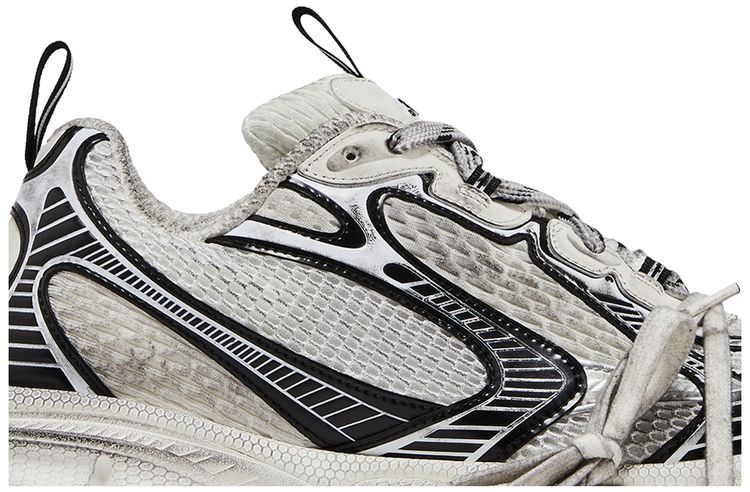 Balenciaga 3XL Sneaker Worn Out   White Black