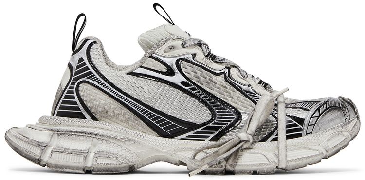 Balenciaga 3XL Sneaker Worn Out   White Black
