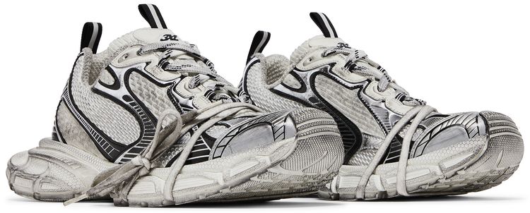 Balenciaga 3XL Sneaker Worn Out   White Black