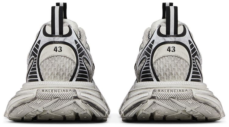 Balenciaga 3XL Sneaker Worn Out   White Black