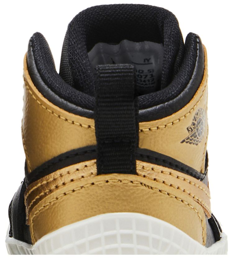 Air Jordan 1 Retro High OG CB Black Gold